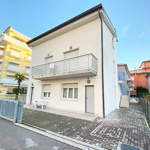 Appartamento Dainese Apartments, Casa Abigail